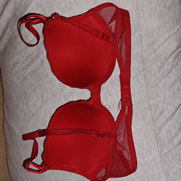32B Victoria Secret Push Up Bra - Picture 3 of 4